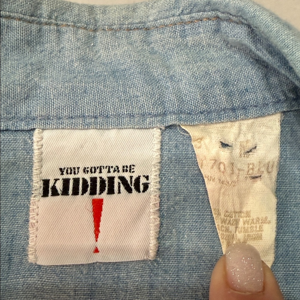 YOU GOTTA BE KIDDING Embellished Light Blue Denim & Diamonds shirt VTG - Picture 9 of 12